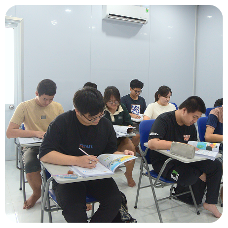 Lớp học IELTS Sky Up